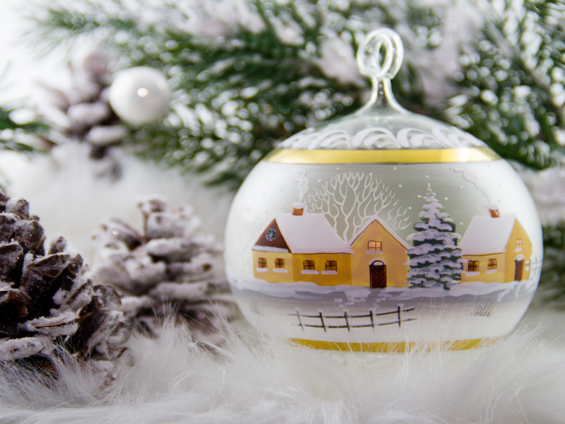 Christmas Crafternoon – Bauble Painting
